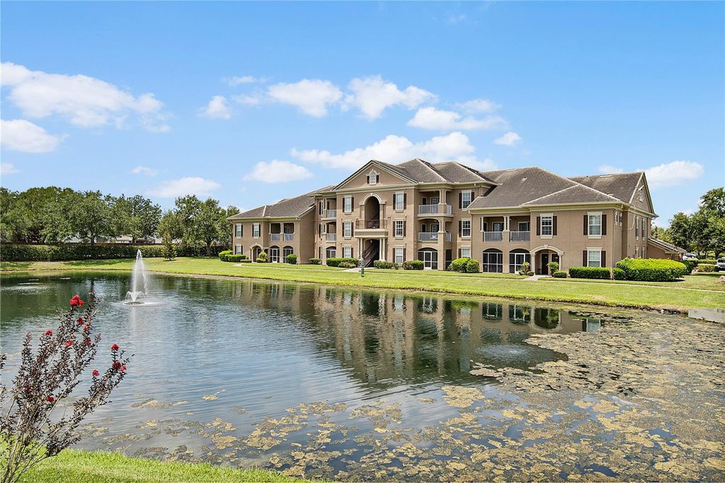 Image 32 of property listing at 14340 FREDRICKSBURG DRIVE 701, Orlando, FL 32837