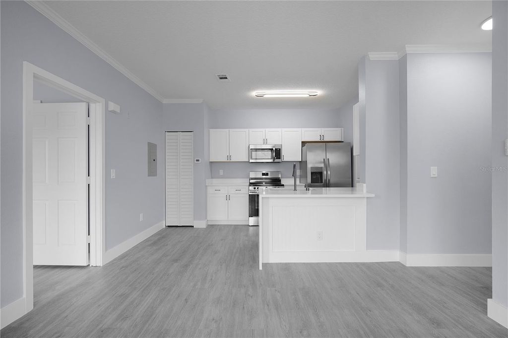 Image 5 of property listing at 14340 FREDRICKSBURG DRIVE 701, Orlando, FL 32837