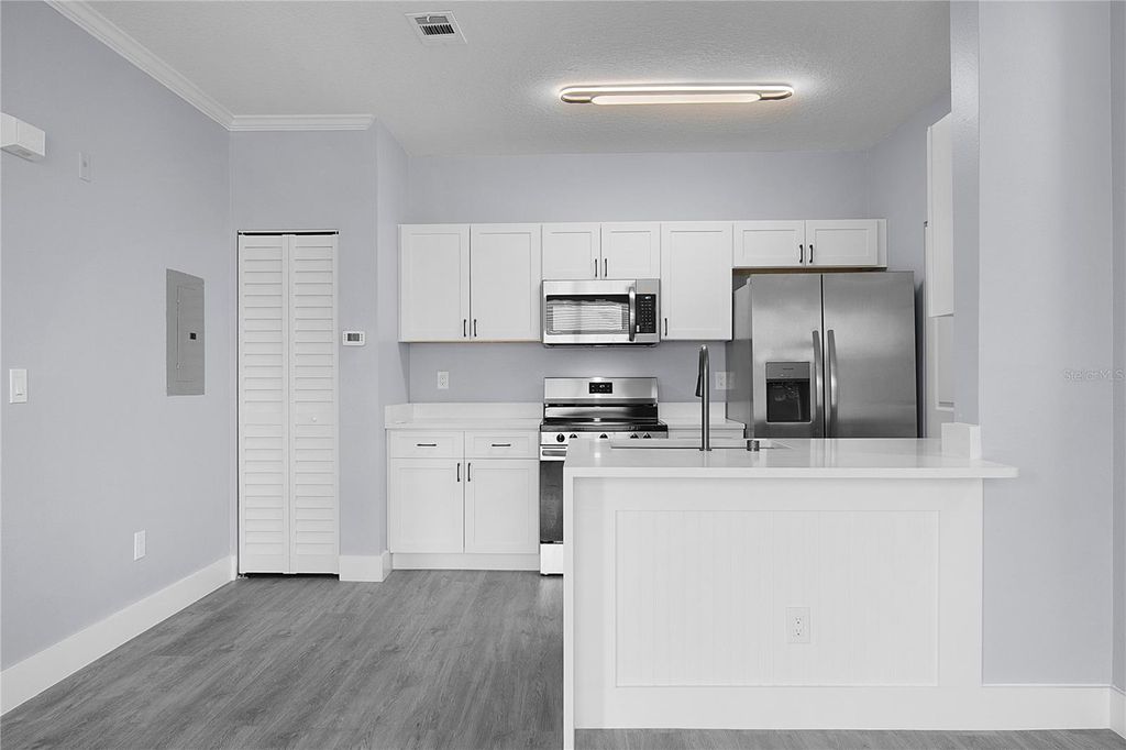 Image 8 of property listing at 14340 FREDRICKSBURG DRIVE 701, Orlando, FL 32837