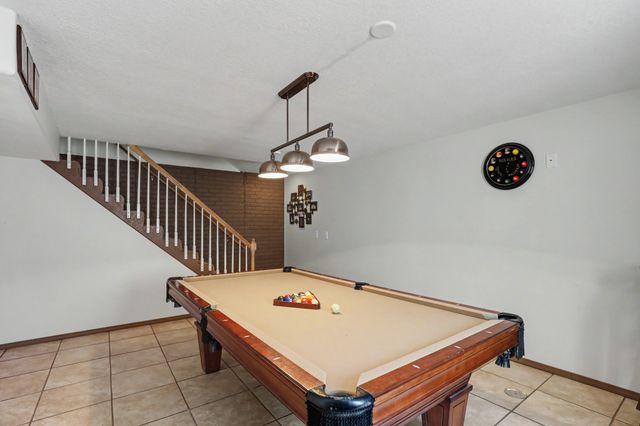 2405 E Luster Lane, Des Moines, IA 50320