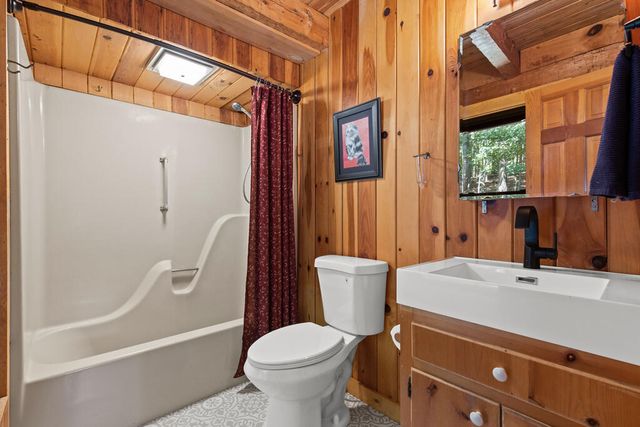 104 Blue Mountain Lane, Ellijay, GA 30536