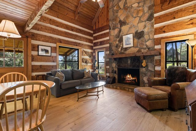104 Blue Mountain Lane, Ellijay, GA 30536