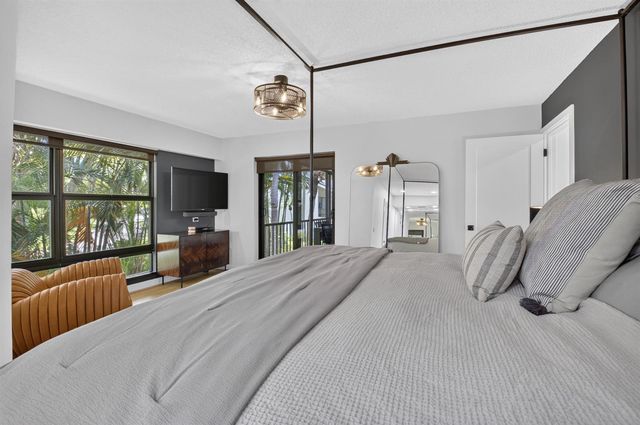 6760 Willow Wood Drive 1206, Boca Raton, FL 33434
