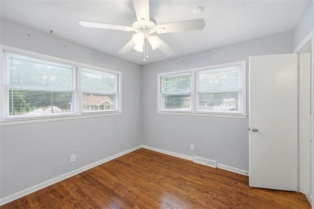 7368 Yecker Avenue, Kansas City, KS 66109