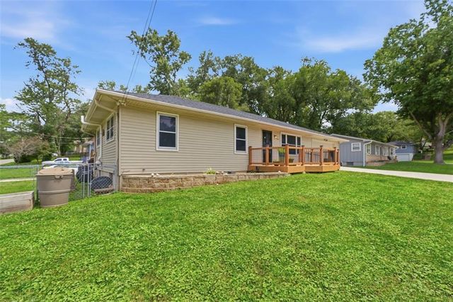 7368 Yecker Avenue, Kansas City, KS 66109