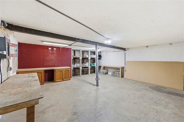 7368 Yecker Avenue, Kansas City, KS 66109