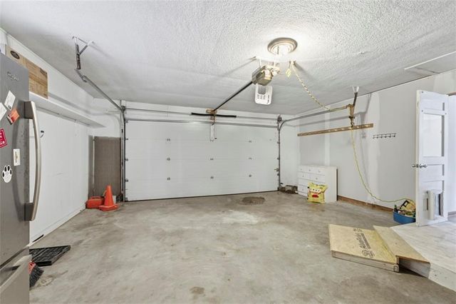 7368 Yecker Avenue, Kansas City, KS 66109