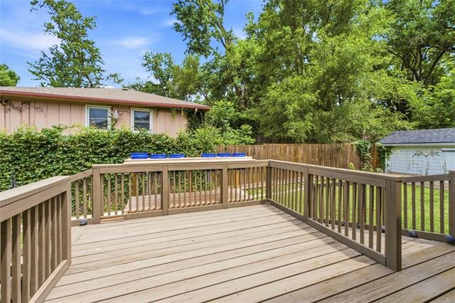 7368 Yecker Avenue, Kansas City, KS 66109