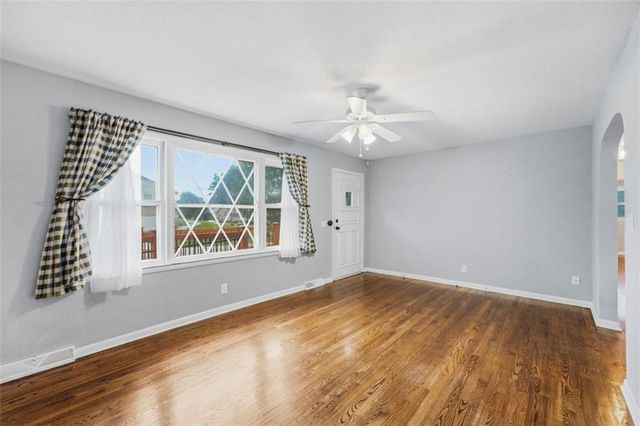 7368 Yecker Avenue, Kansas City, KS 66109