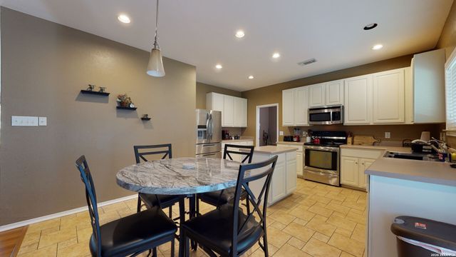 5614 Spring Quail, San Antonio, TX 78247