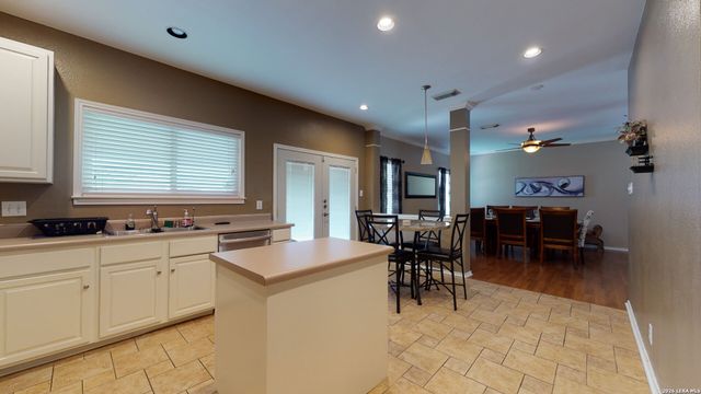 5614 Spring Quail, San Antonio, TX 78247