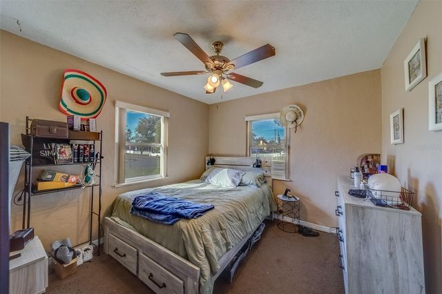 2749 16TH AVENUE N, St Petersburg, FL 33713