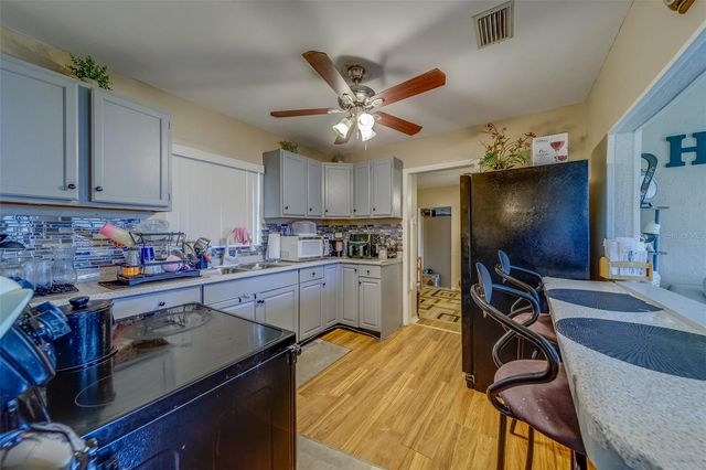 2749 16TH AVENUE N, St Petersburg, FL 33713