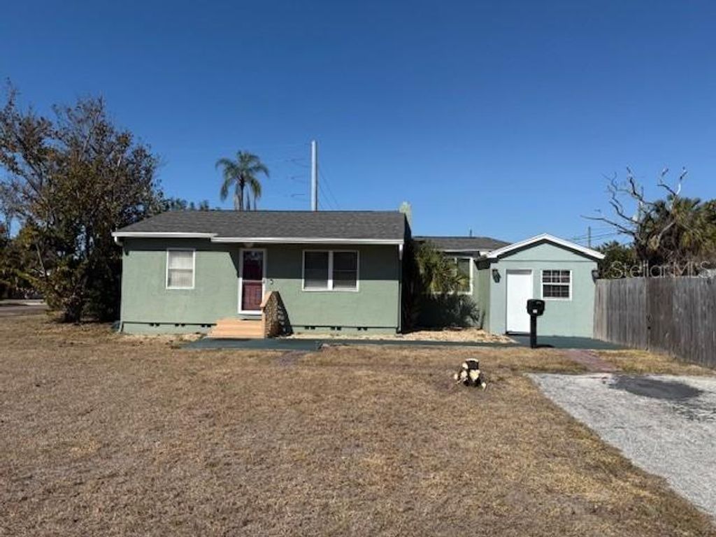 2749 16TH AVENUE N, St Petersburg, FL 33713