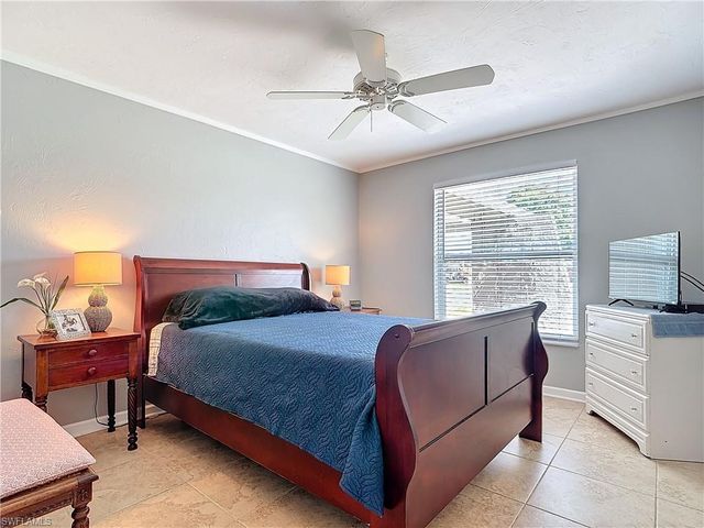 4364 Beechwood Lake DR, Naples, FL 34112