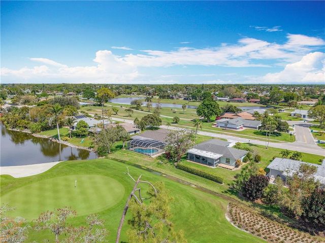 4364 Beechwood Lake DR, Naples, FL 34112