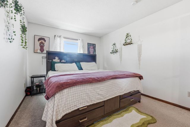 819 11th Avenue S 7, Hopkins, MN 55343