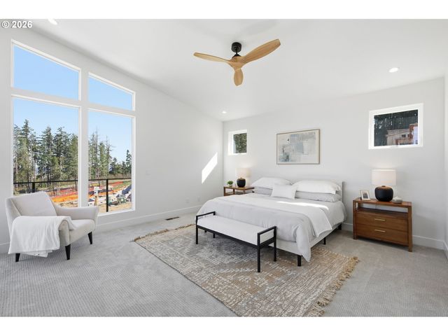 3490 SOUTHVIEW Dr, Eugene, OR 97405