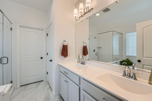 12904 Cerro Castellan TRCE, Manor, TX 78653
