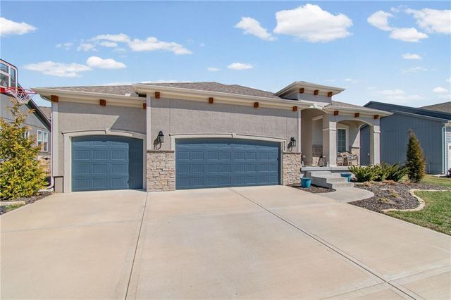 9208 NE 110th Terrace, Kansas City, MO 64157