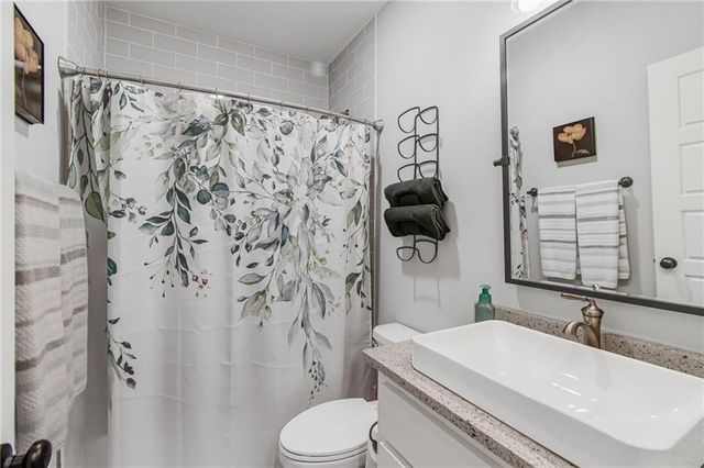 9208 NE 110th Terrace, Kansas City, MO 64157