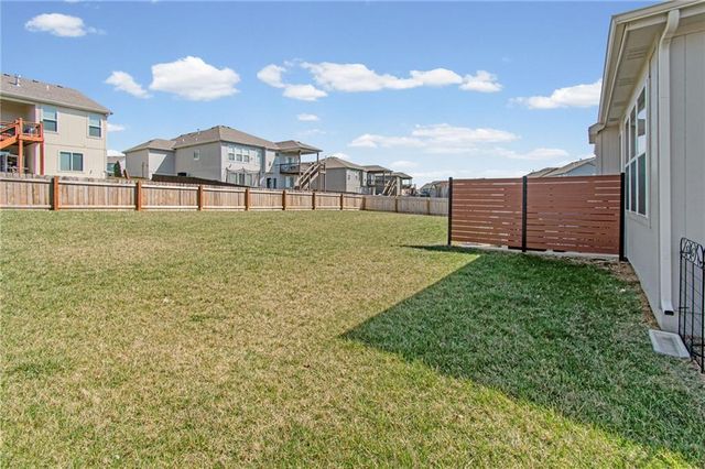 9208 NE 110th Terrace, Kansas City, MO 64157