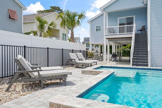 825 Hillside Dr. S, North Myrtle Beach, SC 29582