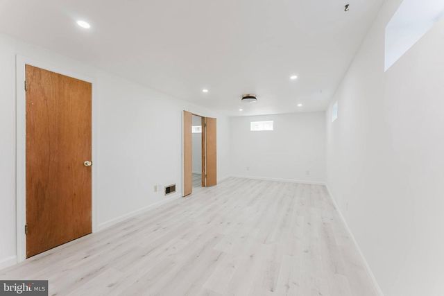 10914 WOODHAVEN DR, Fairfax, VA 22030