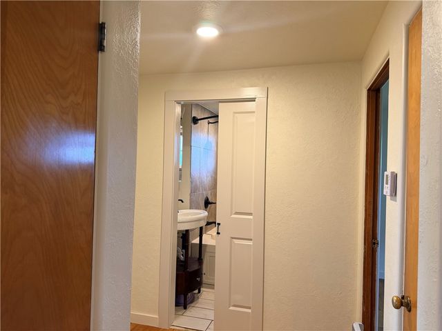 16 Jackson Dr, Monessen, PA 15062