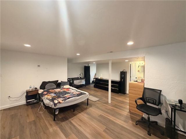 16 Jackson Dr, Monessen, PA 15062