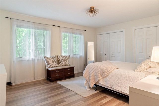 W5094 Highland PLACE, La Crosse, WI 54601
