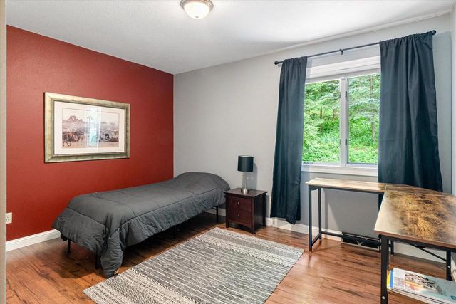 W5094 Highland PLACE, La Crosse, WI 54601