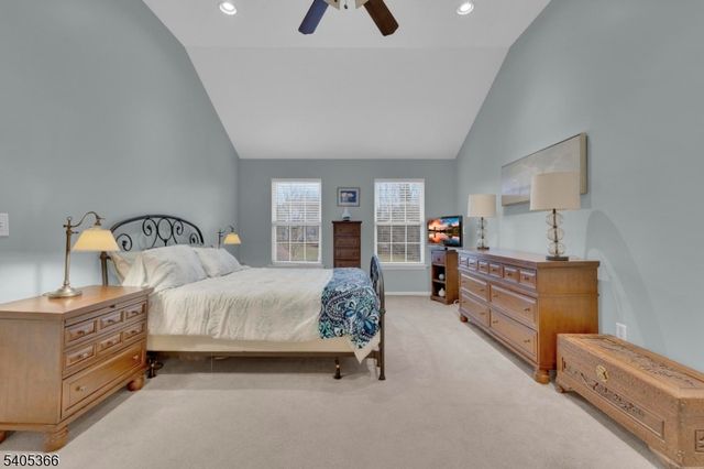 15 Dorset Dr, Mount Olive Twp., NJ 07840