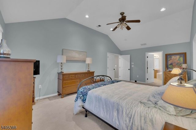 15 Dorset Dr, Mount Olive Twp., NJ 07840