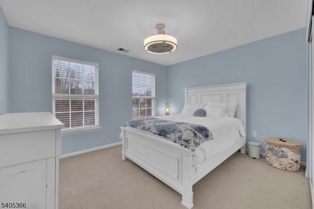 15 Dorset Dr, Mount Olive Twp., NJ 07840