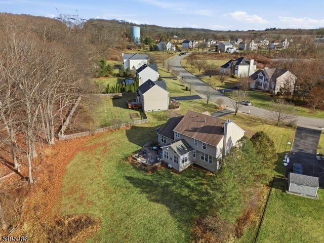 15 Dorset Dr, Mount Olive Twp., NJ 07840