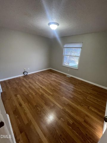 8920 Taymouth Court, Raleigh, NC 27613