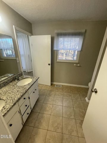 8920 Taymouth Court, Raleigh, NC 27613