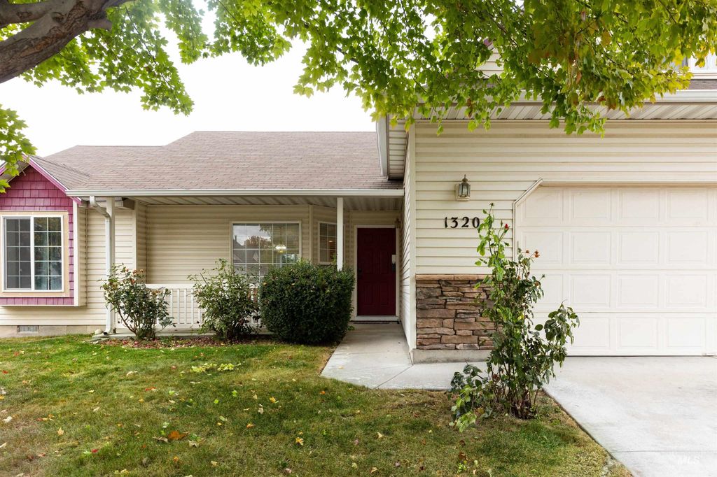 1320 W Hasket, Nampa, ID 83686 photo 2