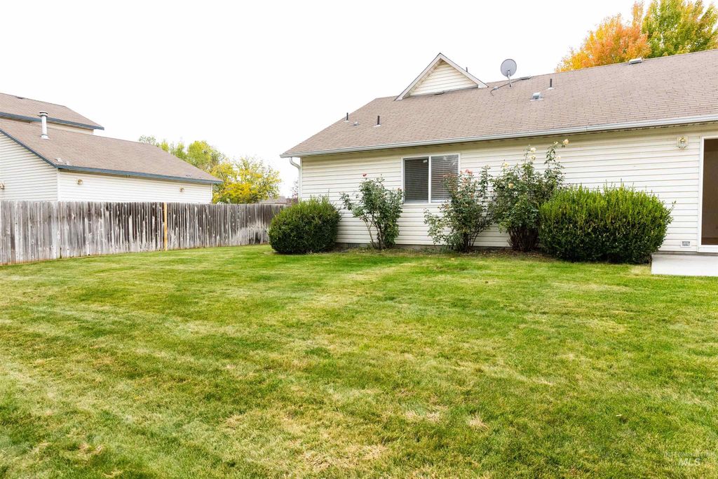 1320 W Hasket, Nampa, ID 83686 photo 5