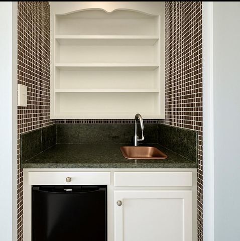 2824 S Logrun Circle, The Woodlands, TX 77380