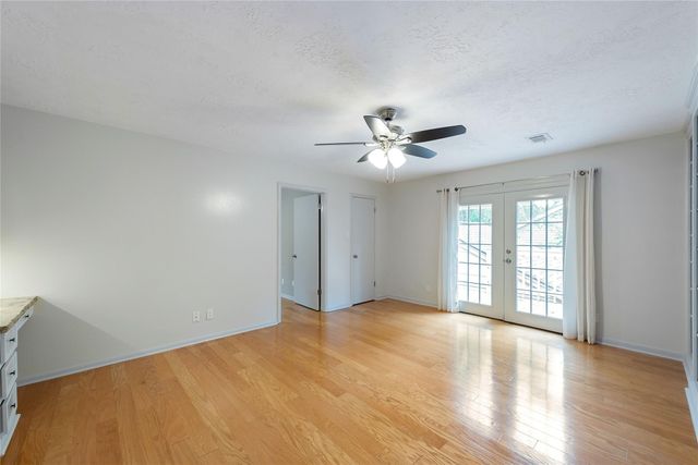 2824 S Logrun Circle, The Woodlands, TX 77380