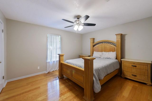 2824 S Logrun Circle, The Woodlands, TX 77380
