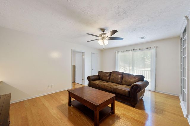 2824 S Logrun Circle, The Woodlands, TX 77380