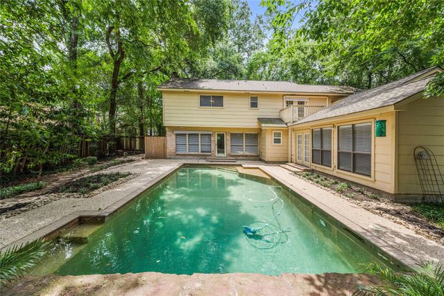 2824 S Logrun Circle, The Woodlands, TX 77380