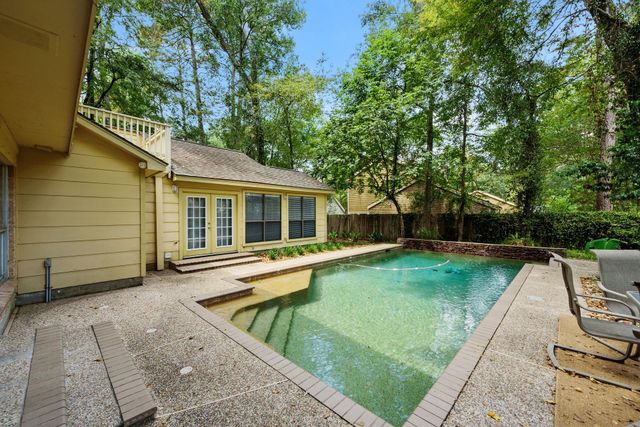 2824 S Logrun Circle, The Woodlands, TX 77380
