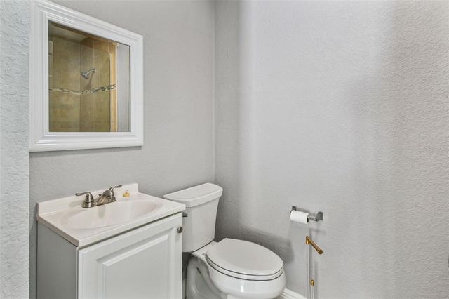 3909 N CLEARFIELD AVENUE, Tampa, FL 33603