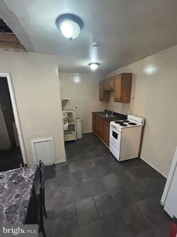 919 BUTTONWOOD ST, Reading, PA 19604