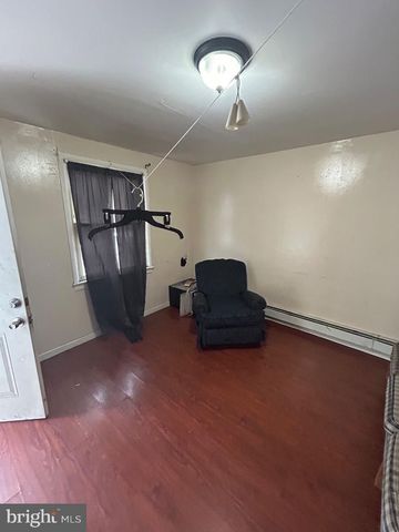 919 BUTTONWOOD ST, Reading, PA 19604