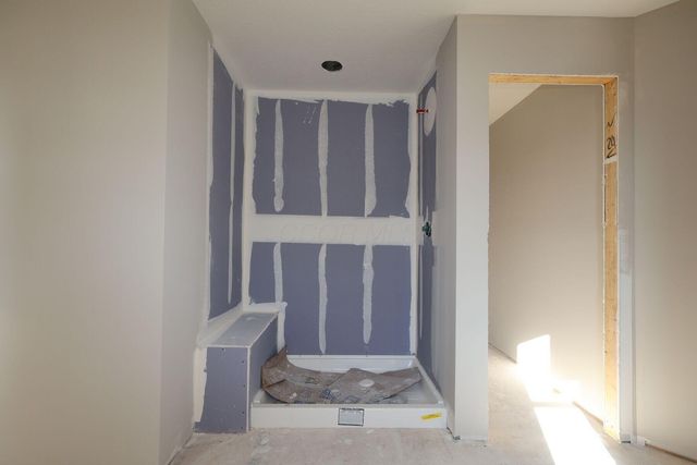 302 Reign Way, Pataskala, OH 43062